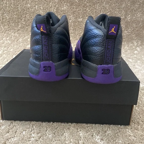 Jordan 12 Retro Toddler Size 10c - Picture 5 of 6